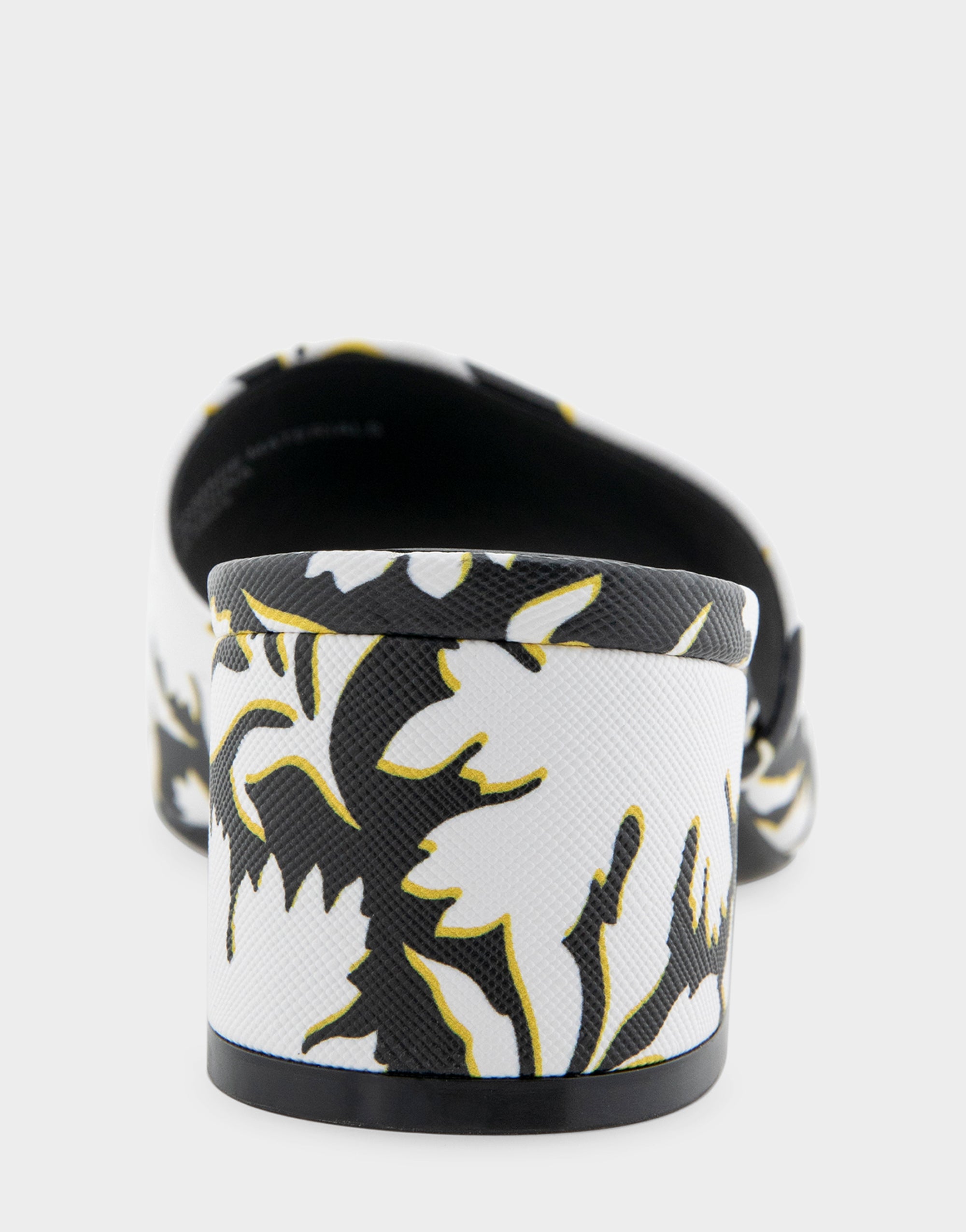 Como *Final Sale* - Image 5